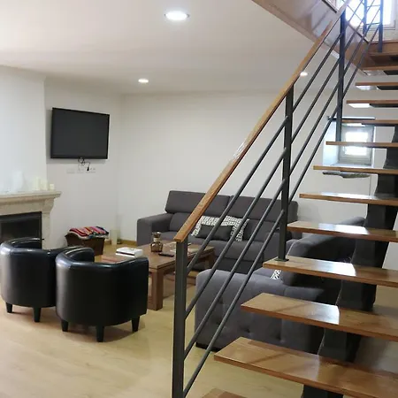 Casa Do Regedor Kır Evi *