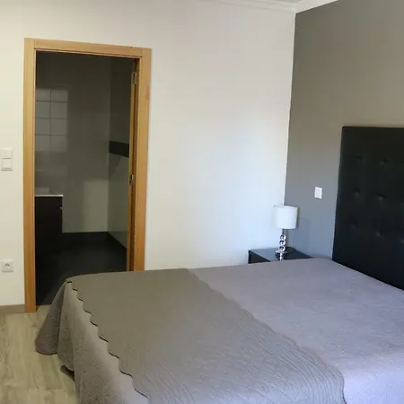 Casa Do Regedor Kır Evi