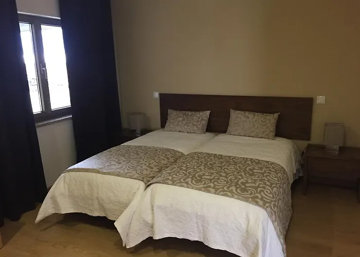 Casa Do Regedor Kır Evi *