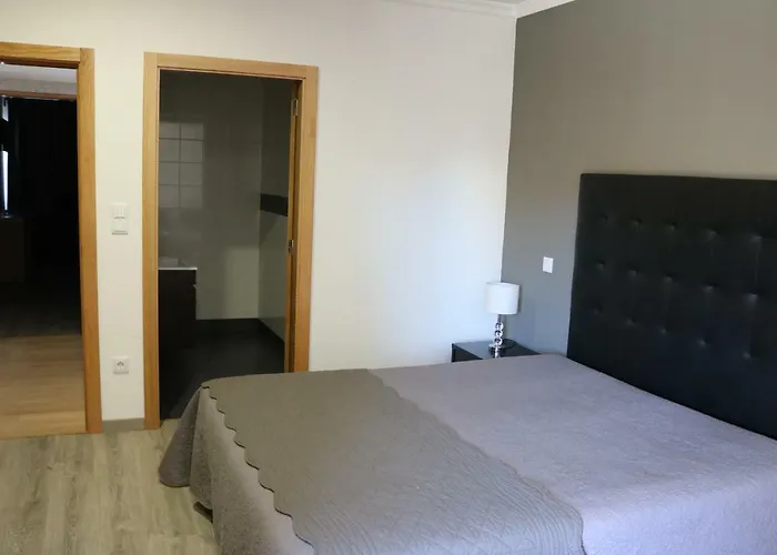 Casa Do Regedor Kır Evi